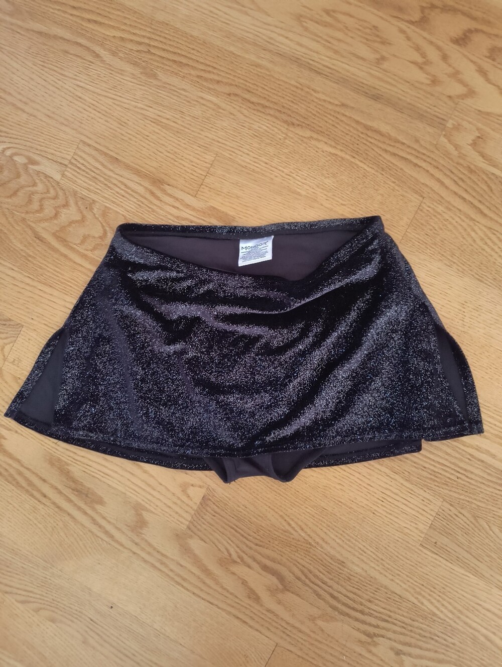 Mondor Silver Black Skating Skirt Size Medium